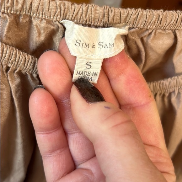 Sim & Sam Beige Puff Sleeve Junior’s Crop Top Size Small - Picture 2 of 5